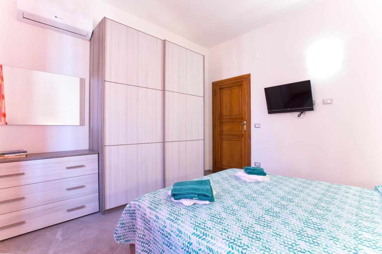 Nonna Adelina Apartments & Rooms Alghero Bagian luar foto