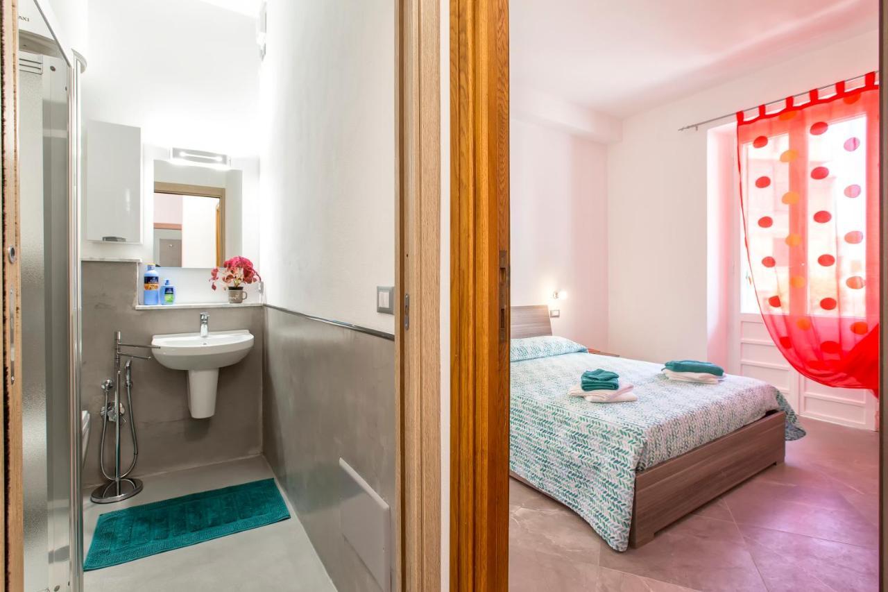Nonna Adelina Apartments & Rooms Alghero Bagian luar foto