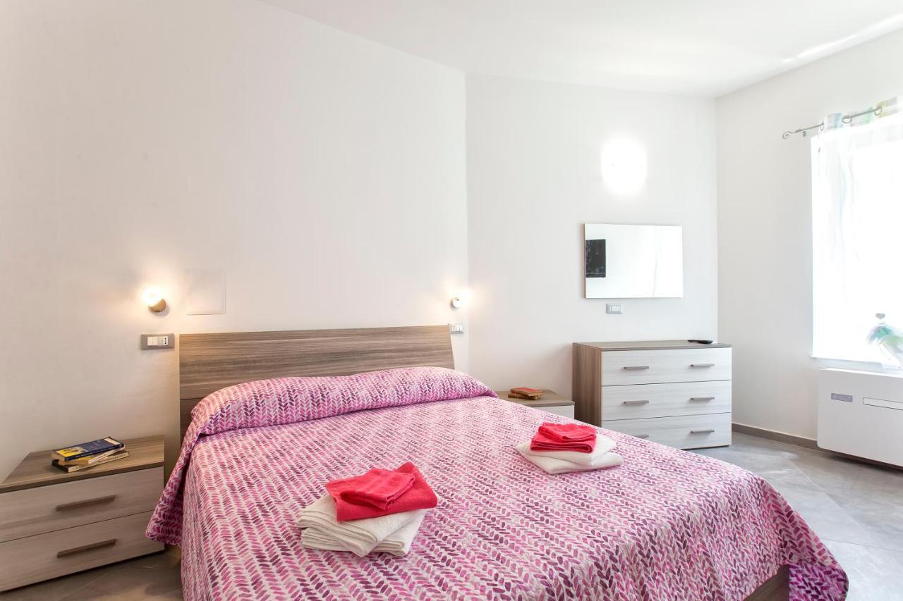 Nonna Adelina Apartments & Rooms Alghero Bagian luar foto